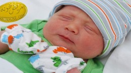 آیا نوزاد هم هنگام تولد درد می کشد؟ ,وظیفه غده ی تیروئید هنگام تولد,تنفس نوزاد پس از زایمان چگونه است,تفاوت های نوزاد سزارینی با نوزاد طبیعی در هنگام تولد