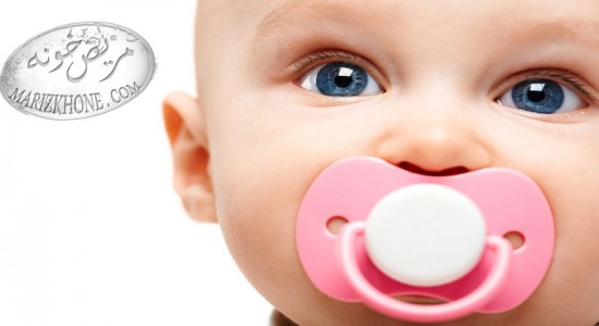 پستانک عامل ابتلای کودک به عفونت گوش ,علت ابتلای کودک به عفونت گوش,عفونت گوش میانی,مضرات استفاده از پستونک