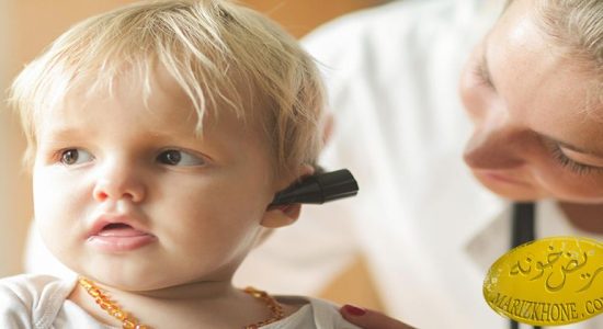 شایعترین علائم گوش درد در نوزادان کدامند